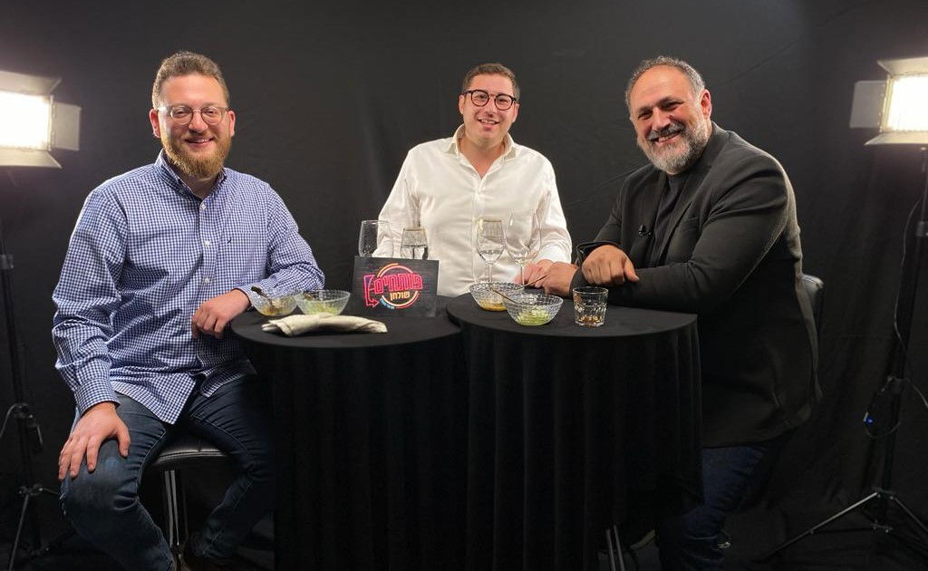 "פותחים שולחן" | ארי גוטהלף מארח את גולן אזולאי • צפו