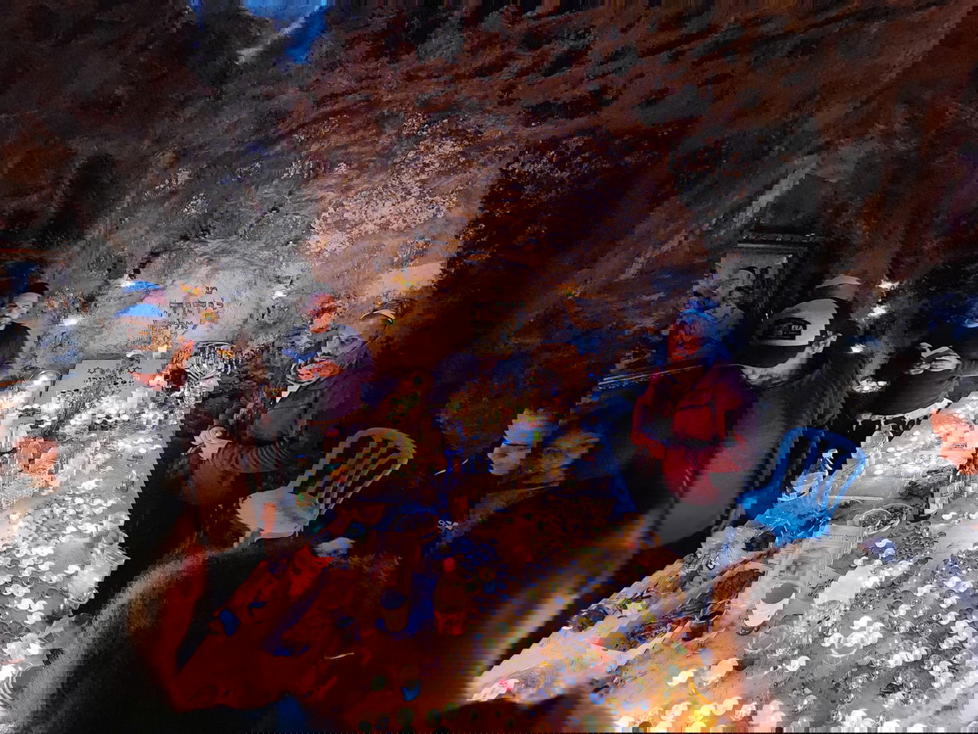 נשים בוכות ב'נשמת', גברים רוקדים ב'תיקון הכללי' | תיעוד מדליק