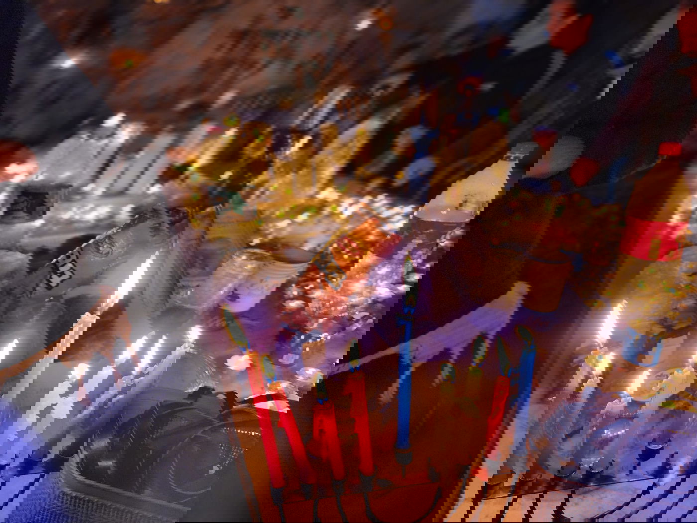 נשים בוכות ב'נשמת', גברים רוקדים ב'תיקון הכללי' | תיעוד מדליק