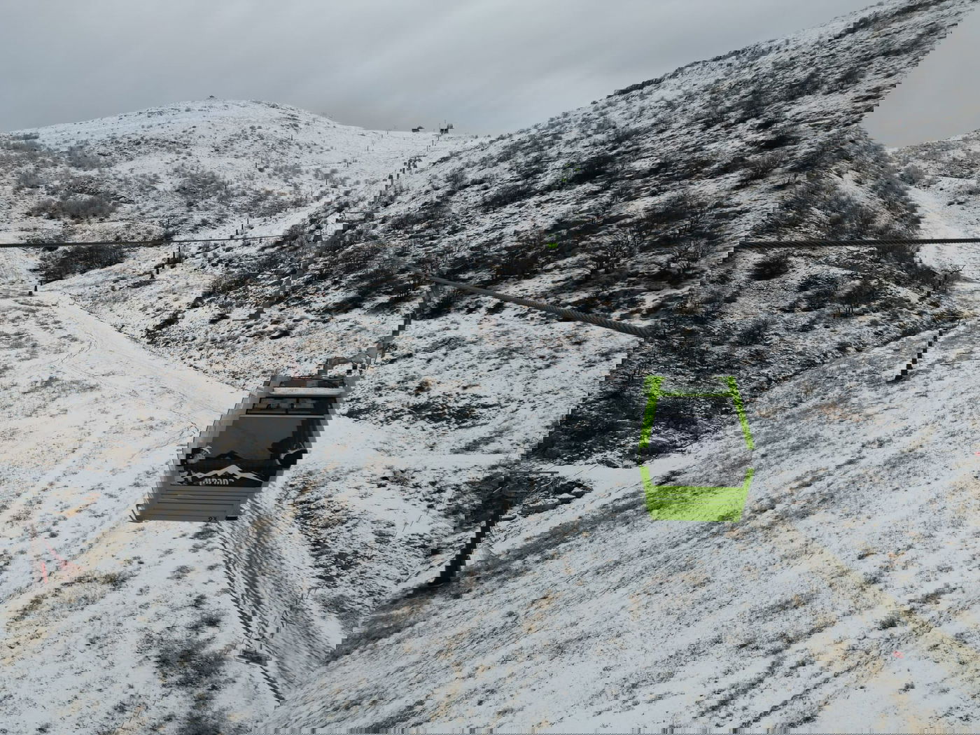 שיטפון בנחל אוג, הבריכות שהתמלאו והשלג בחרמון | תיעודים