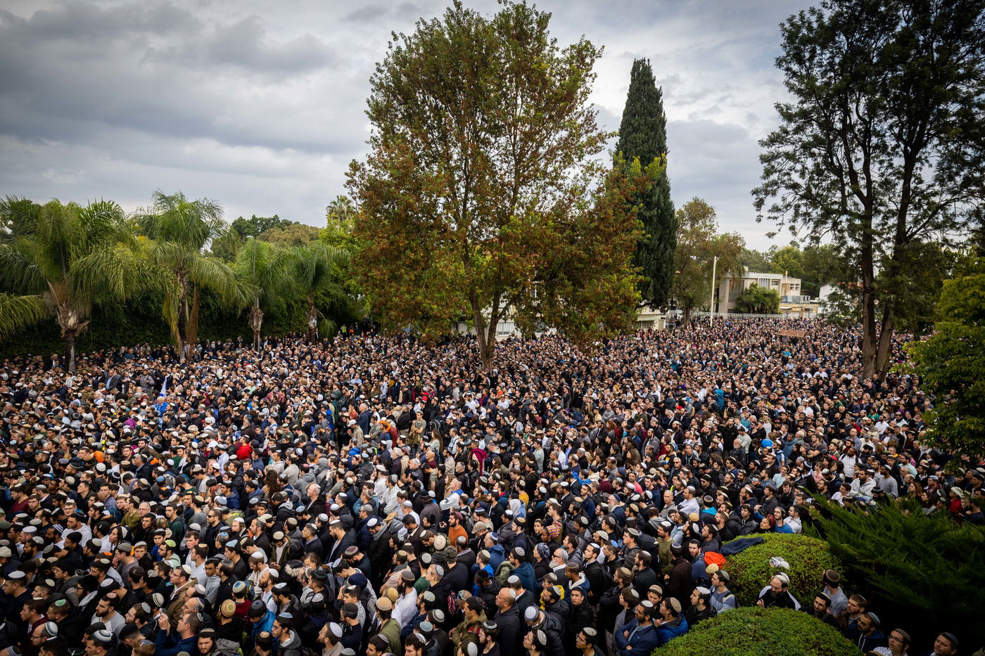 שידור חוזר • מסע הלוויה של זקן רבני הציונות הדתית הרב חיים דרוקמן זצ"ל