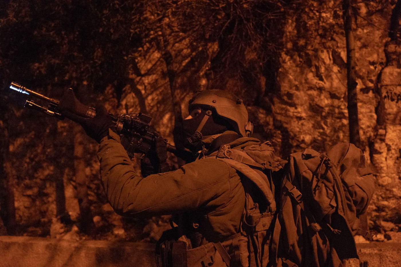 צפו בתיעוד: לוחמי צה"ל ושב"כ במעצר מבוקשים ביו"ש