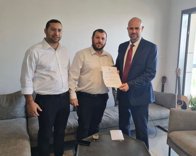 השר הראשון כבר התפטר מהכנסת; קרויזר יכהן במקומו