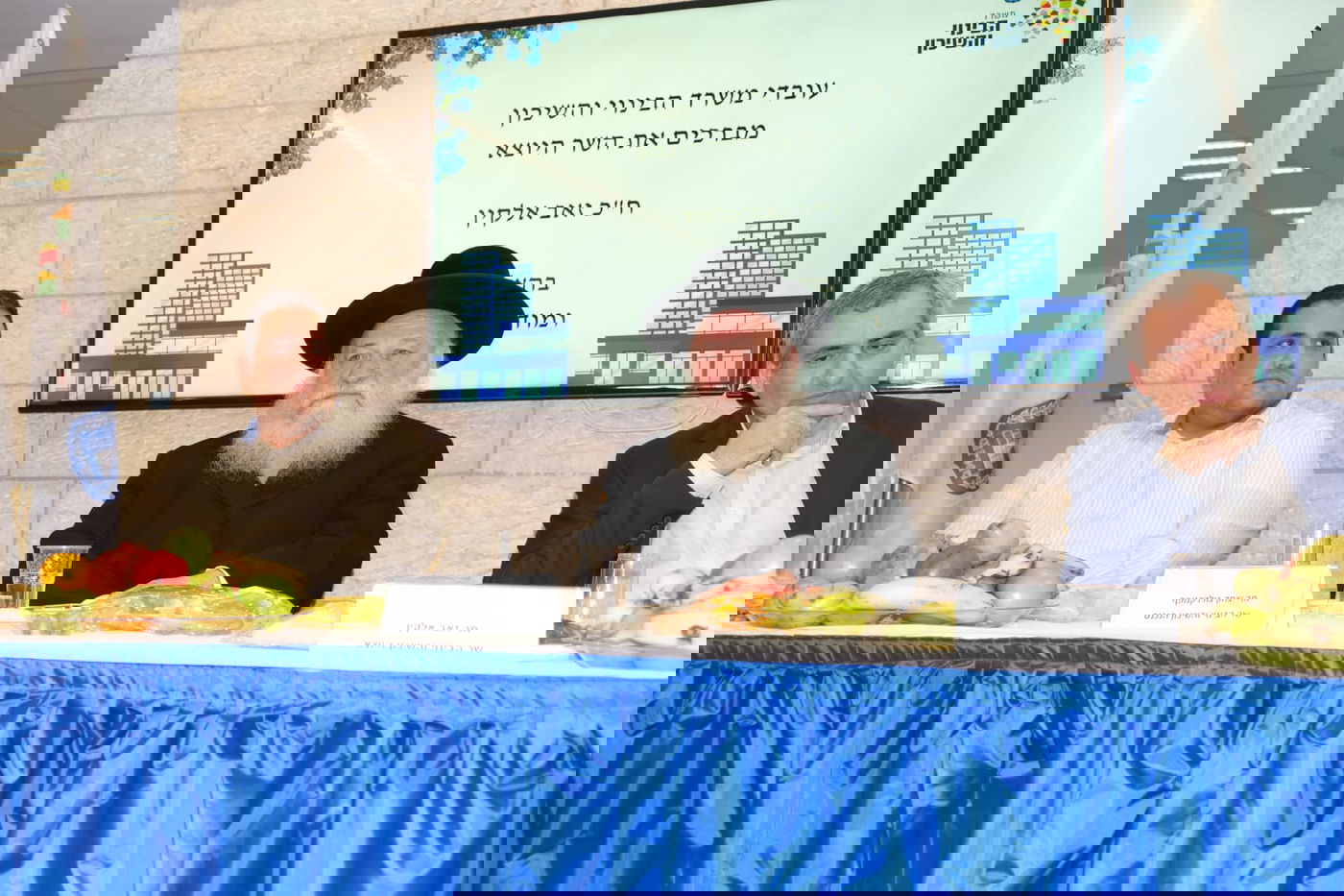 גולדקנופף בנאומו במשרד השיכון: "רואה בתפקיד - עבדות"