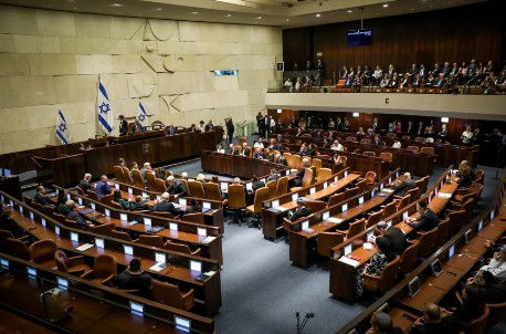 מחלוקת בקואליציה החדשה: בליכוד מסרבים לבקשת המפלגות החרדיות