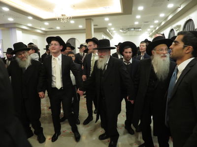 בשמחת החתונה