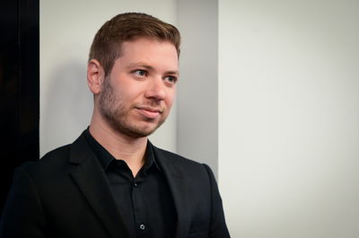 יאיר נתניהו נגד ההדלפות לעמית סגל: "מי שיתפס יפוטר"