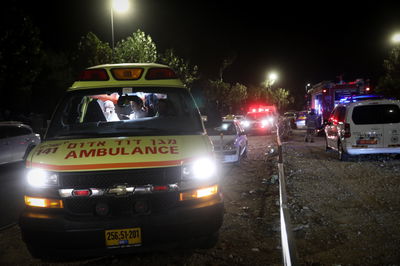 הומלס הצית אש ברכב להתחמם - ופונה עם הרעלת CO