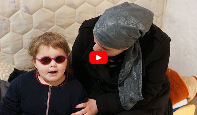 בחודשים האחרונים נסגר להם חשבון הבנק והם נאלצים לחיות מהיד לפה