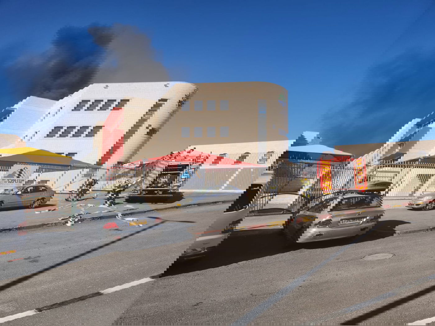 "שמענו פיצוץ בארוחת בוקר": שריפה פרצה בביתר עילית