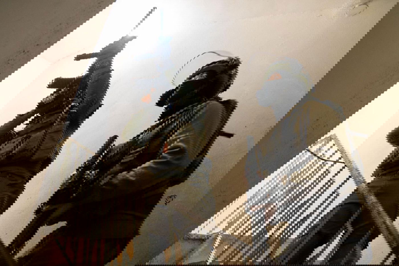 11 מבוקשים נעצרו: החיילים ירו ופגעו במחבלים