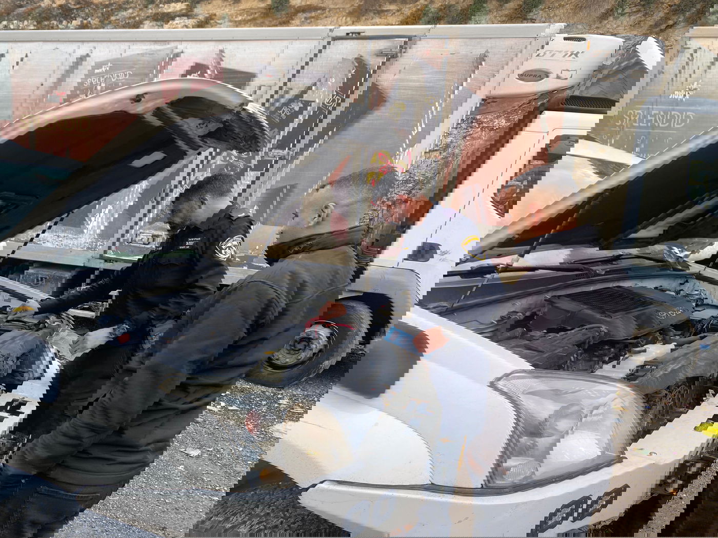 עשרות אלפי ביצים ומאות קופסאות סיגריות מזויפות הוחרמו