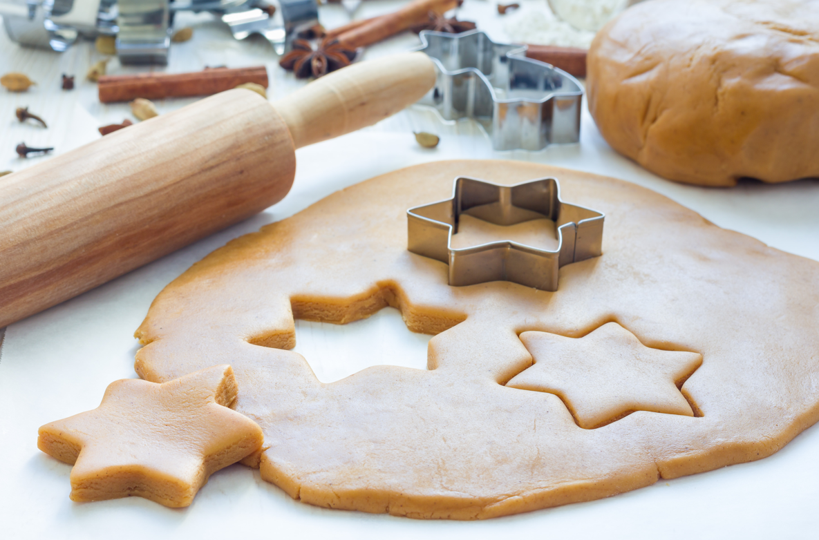 מתכון לעוגיות חמאה וקינמון בצורת כוכבים שכל הילדים אוהבים