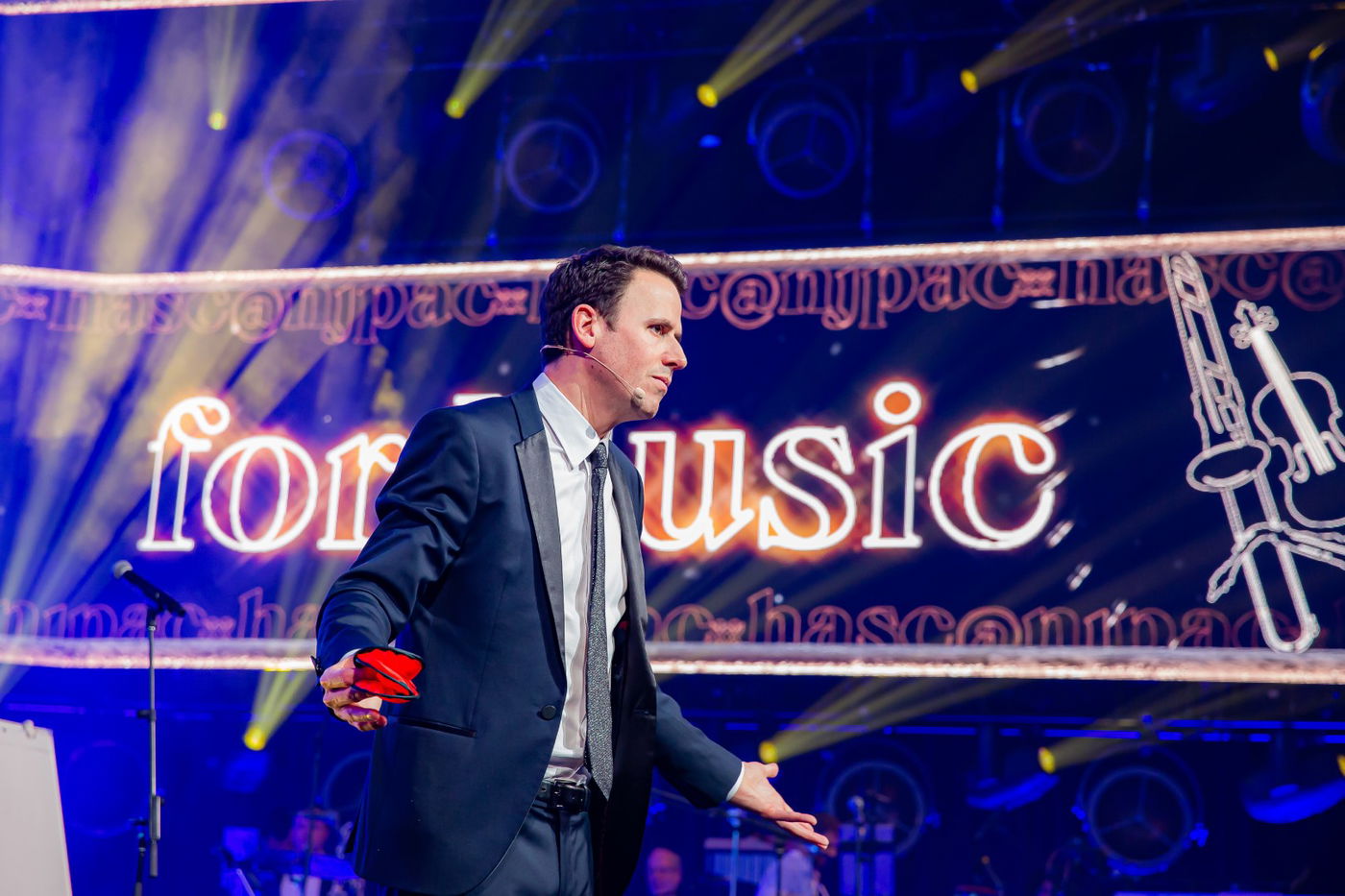 האסק 36: צפו בתיעוד מהמופע היוקרתי והנוצץ