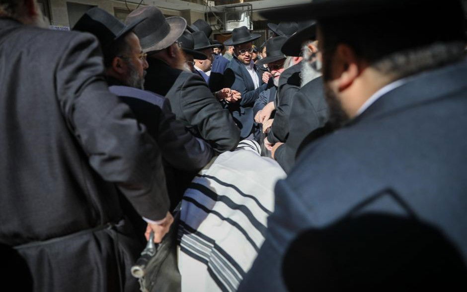 מיטתו של הגר"ש בעדני זצוק"ל