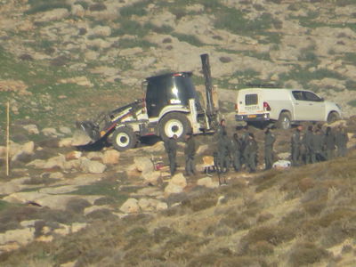 שתי משפחות פונו מגבעת 'נחלת צבי' | צפו בתיעוד