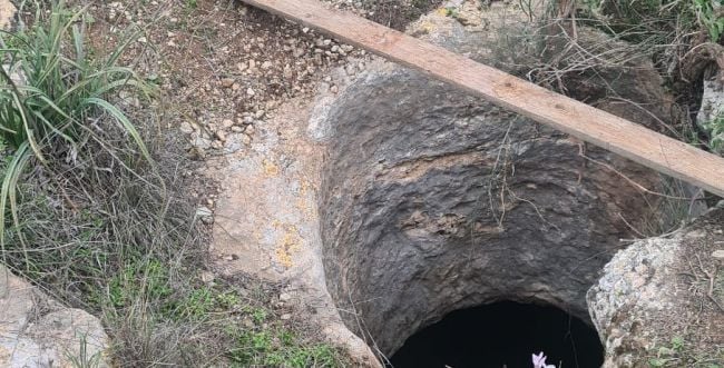 הבור בו נלכד הנער