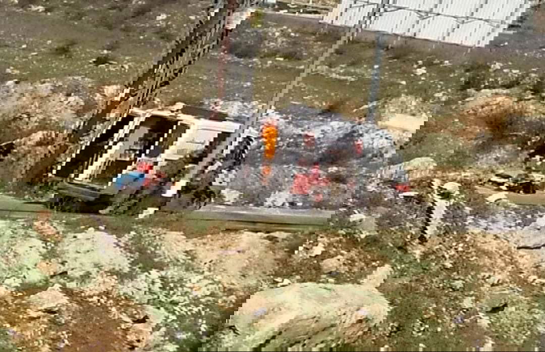 פלסטיני יידה אבנים על לוחמי צה"ל - נורה ונפצע קשה