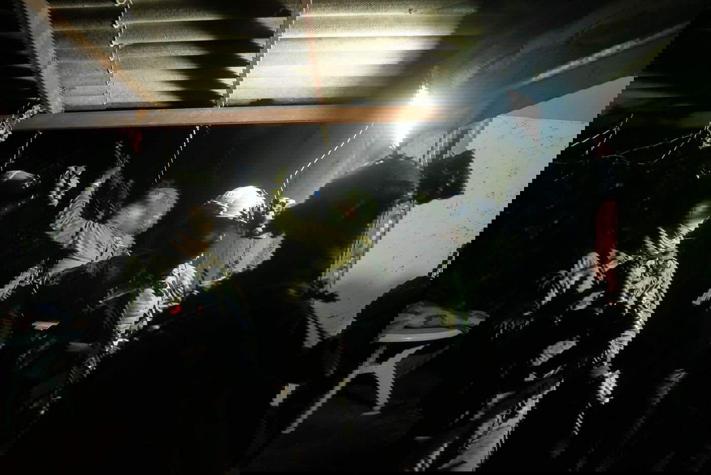 במהלך מעצר שני מבוקשים: החיילים ירו ופגעו במחבל