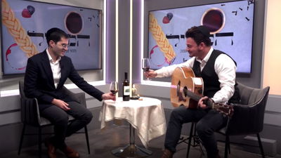 זלמן שטוב לצד יקי אדמקר באולפן כיכר