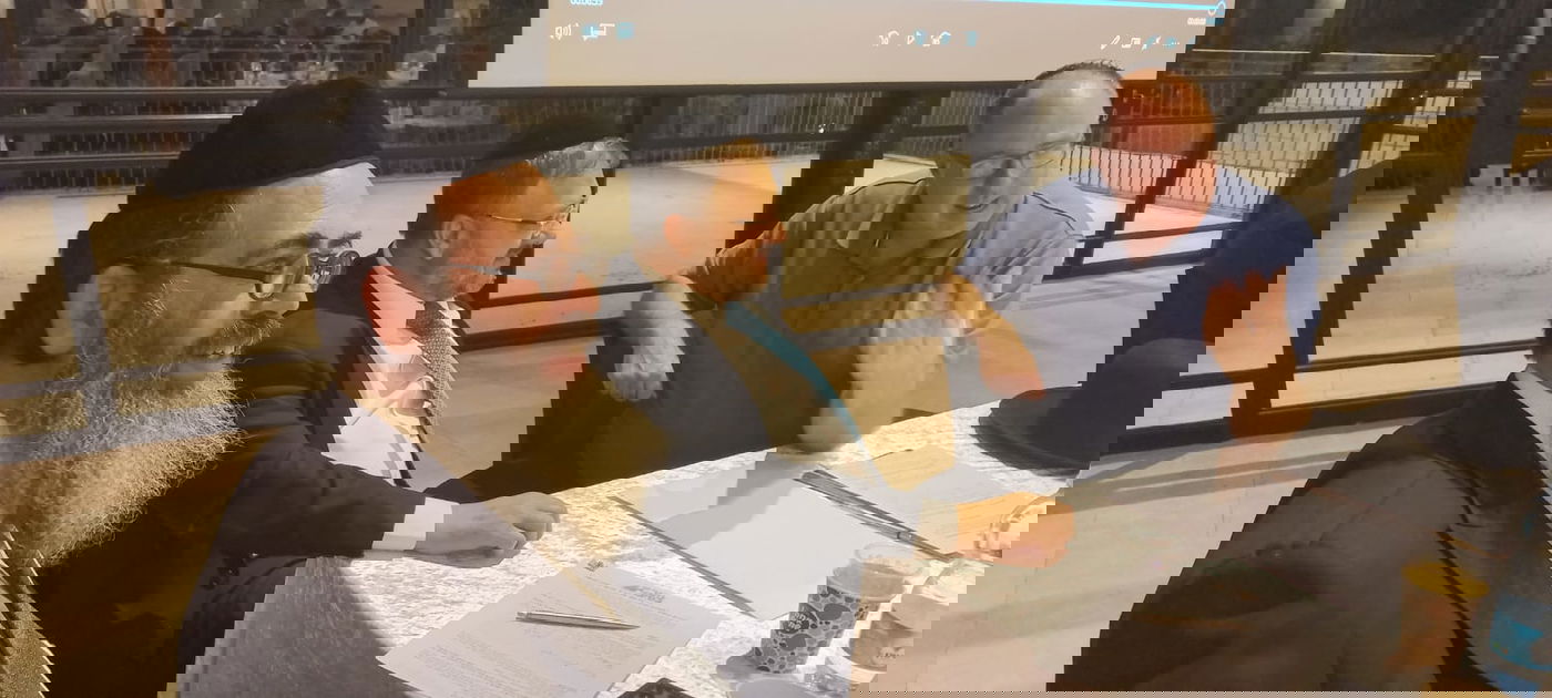 מפגש חברי ועדת ההיגוי של "נוער בסיכוי"