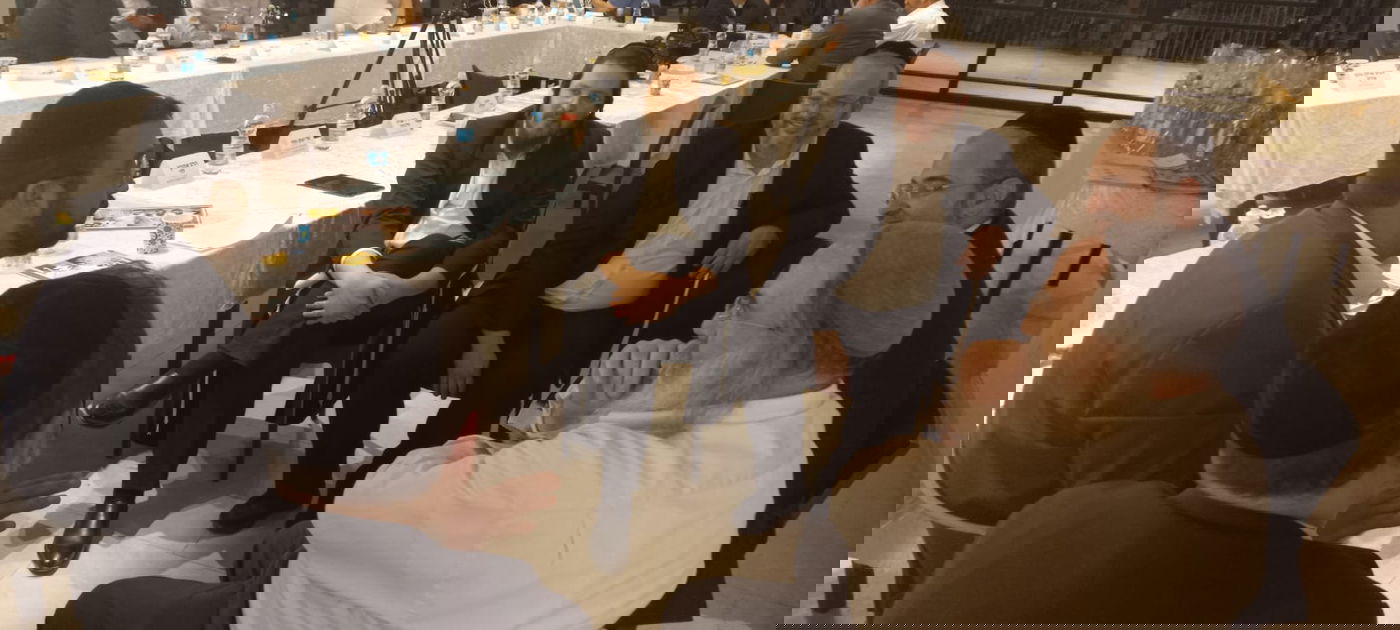 מפגש חברי ועדת ההיגוי של "נוער בסיכוי"