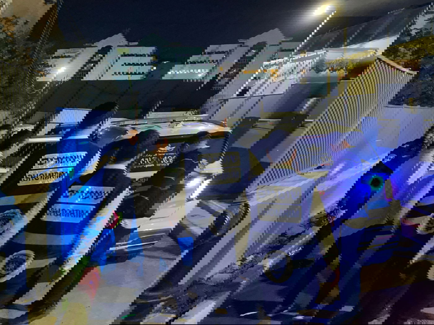 פורץ סדרתי נתפס על חם בתוך דירת מגורים | תיעוד