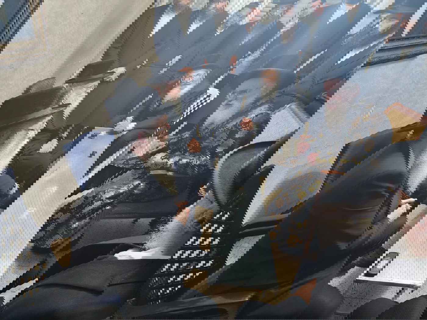 אדמו"רים ורבנים לצד שרים, ח"כים ואישי ציבור ניחמו את מנכ"ל ומייסד 'עלה' הרב יהודה מרמורשטיין