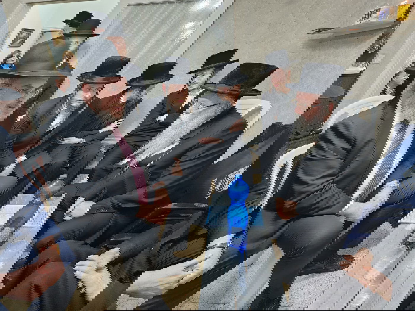 אדמו"רים ורבנים לצד שרים, ח"כים ואישי ציבור ניחמו את מנכ"ל ומייסד 'עלה' הרב יהודה מרמורשטיין