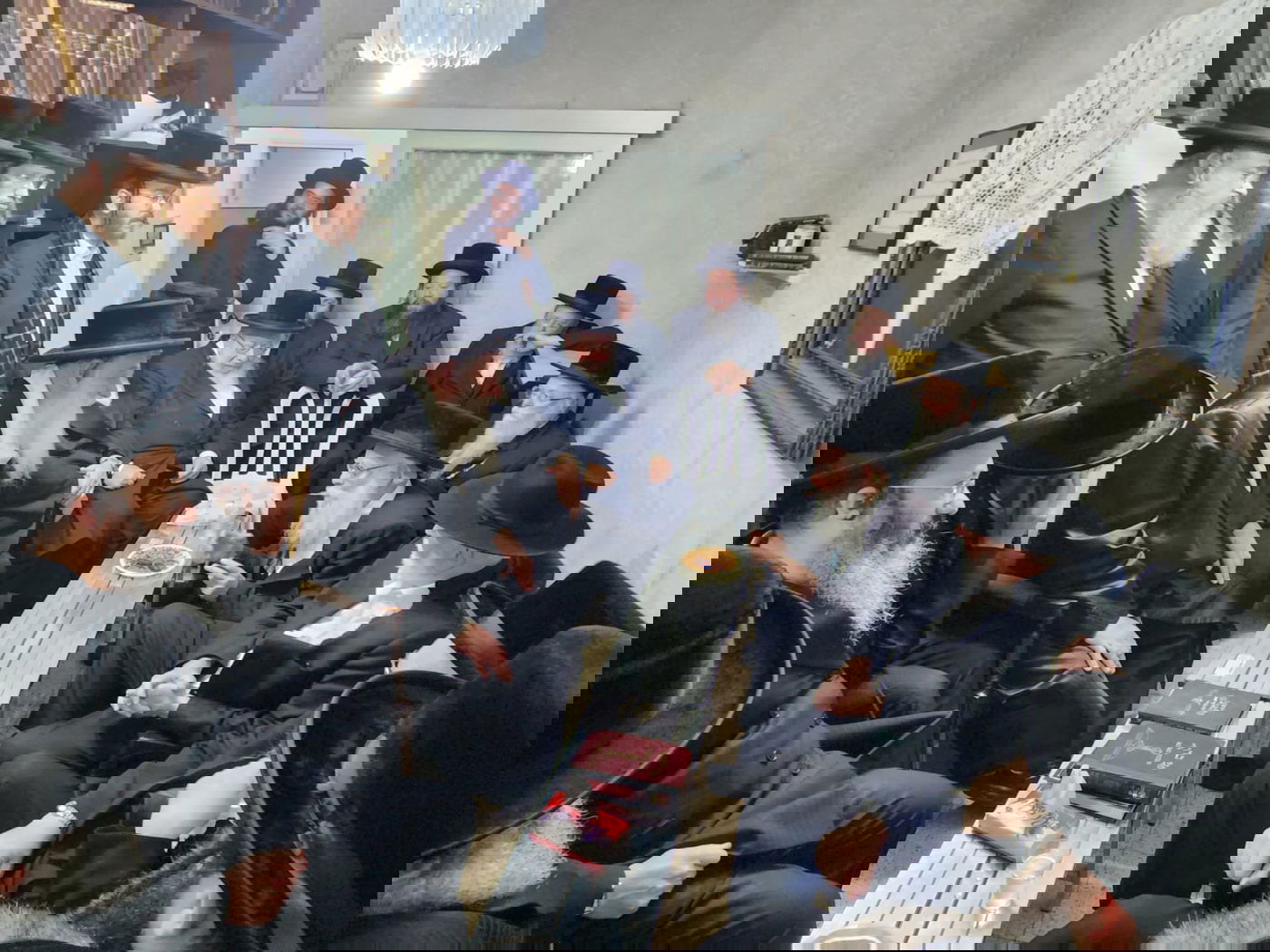 אדמו"רים ורבנים לצד שרים, ח"כים ואישי ציבור ניחמו את מנכ"ל ומייסד 'עלה' הרב יהודה מרמורשטיין