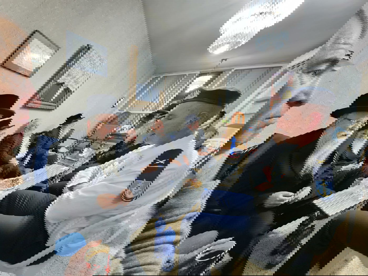 אדמו"רים ורבנים לצד שרים, ח"כים ואישי ציבור ניחמו את מנכ"ל ומייסד 'עלה' הרב יהודה מרמורשטיין