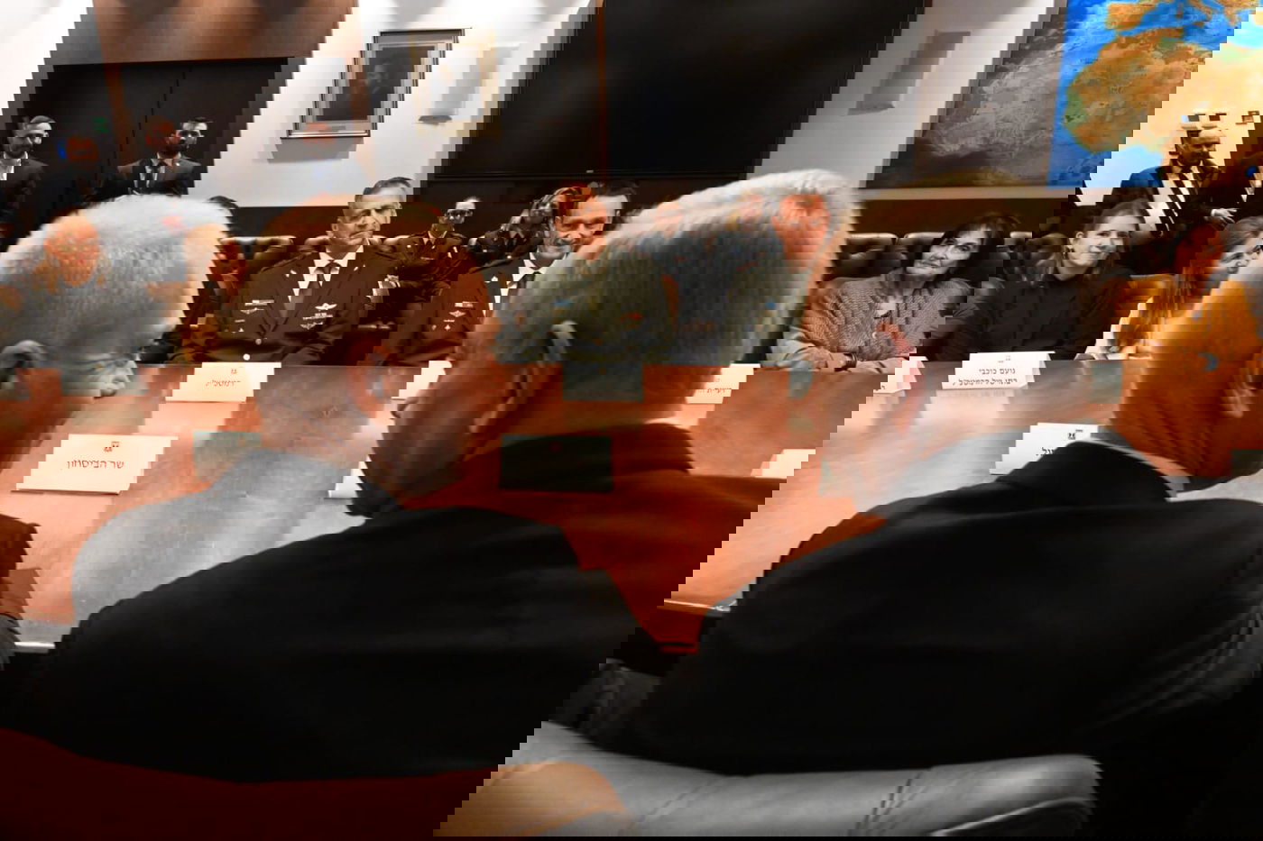 גלנט עוקץ את בן גביר וסמוטריץ': "יש מפקד אחד לכל חייל"