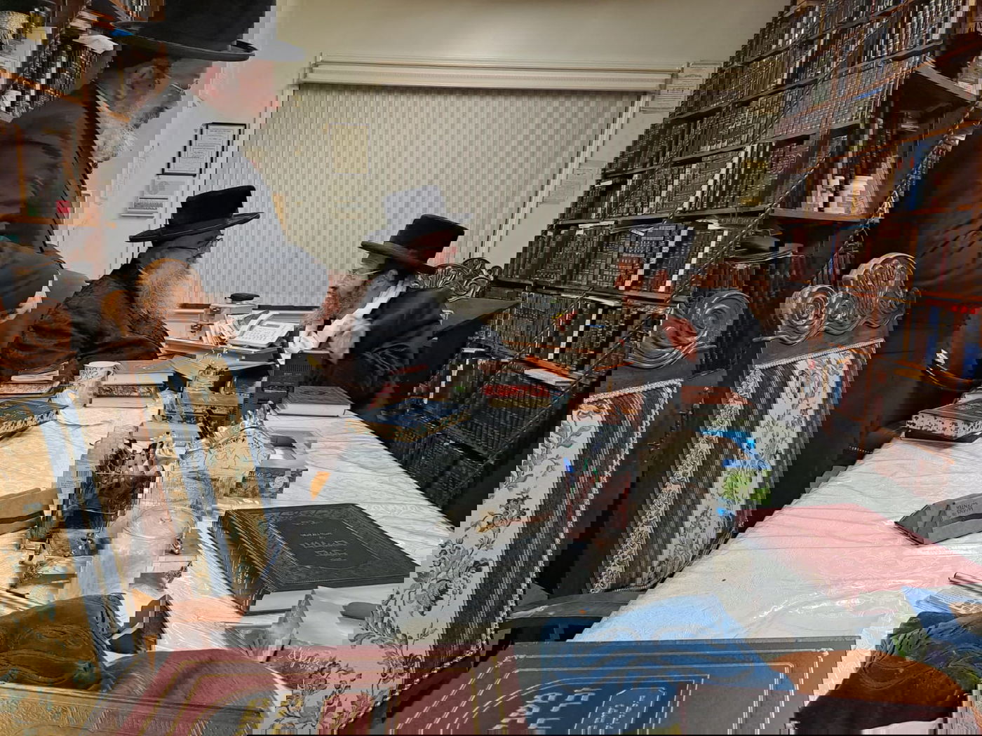 גאב"ד זוועהיל בביקור בארה"ב | תיעוד מיוחד