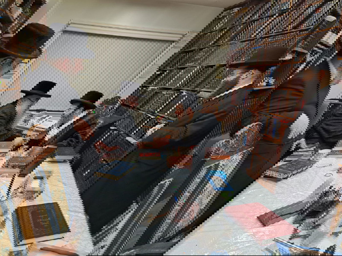 גאב"ד זוועהיל בביקור בארה"ב | תיעוד מיוחד