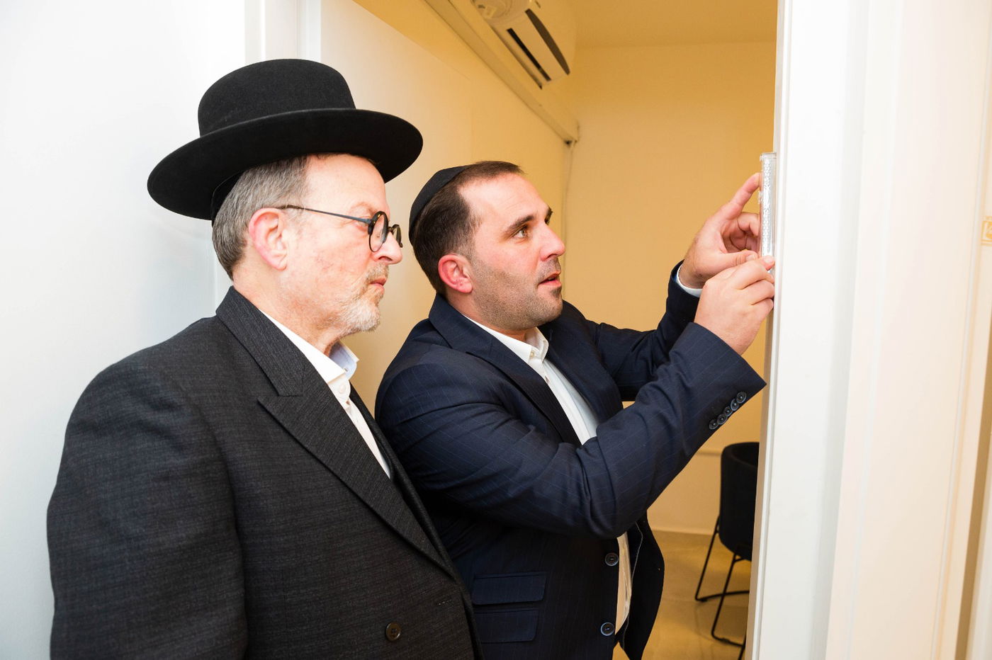 קביעת מזוזות וחניכת המרכז החדש בבית שמש