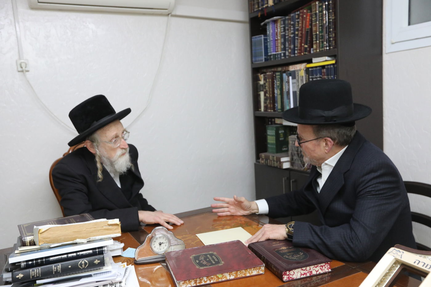 קביעת מזוזות וחניכת המרכז החדש בבית שמש