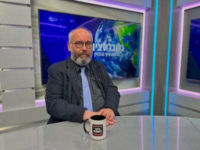 האם אנחנו בדרך לסוף השלטון הקומוניסטי בסין? • ריאיון