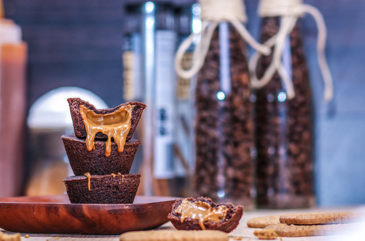 סוף הדרך: סופלה שוקולד וחמאת בוטנים מושחת