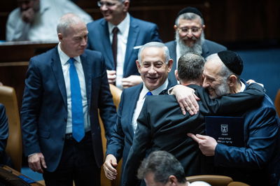 דרעי ונתניהו במליאה