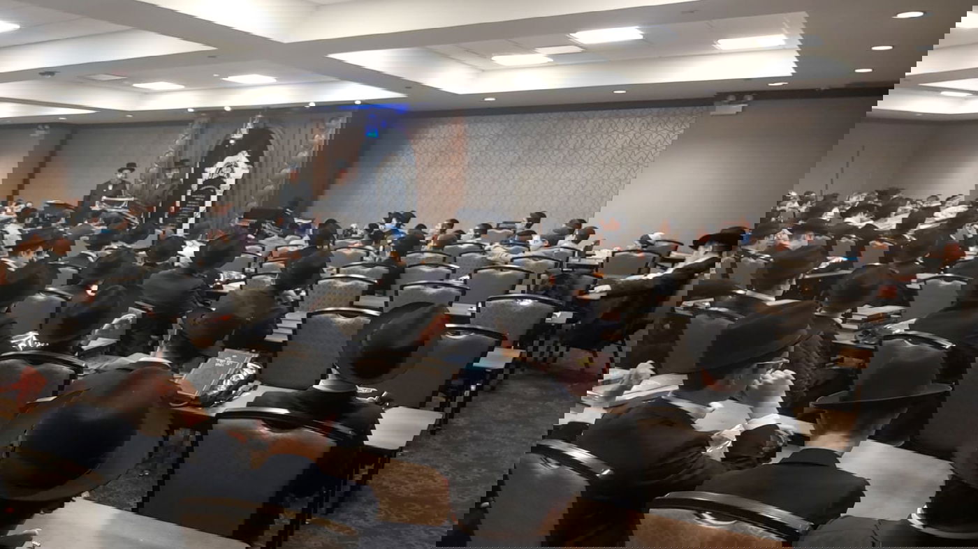 האדמו"ר מקאליב ערך ביקור חיזוק בקהילה היהודית בשיקאגו