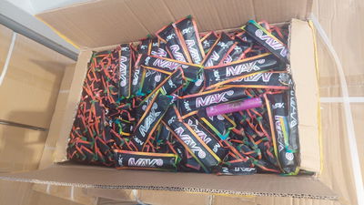 יבואן צעצועים חשוד בהברחת סיגריות אלקטרוניות | תיעוד