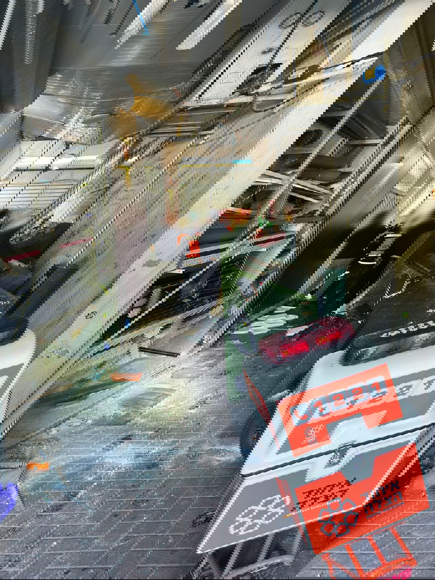 אשדוד: בן 60 נפצע בינוני לאחר שנפל מגובה