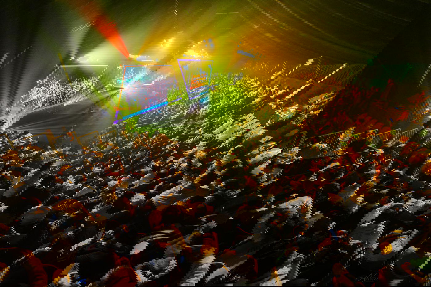 רבבות תלמידי מוסדות חב"ד משתתפים בשרשרת אירועי ענק