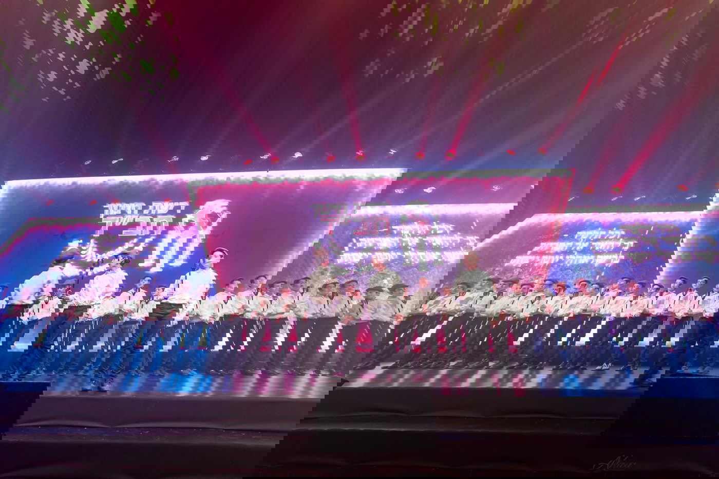 רבבות תלמידי מוסדות חב"ד משתתפים בשרשרת אירועי ענק