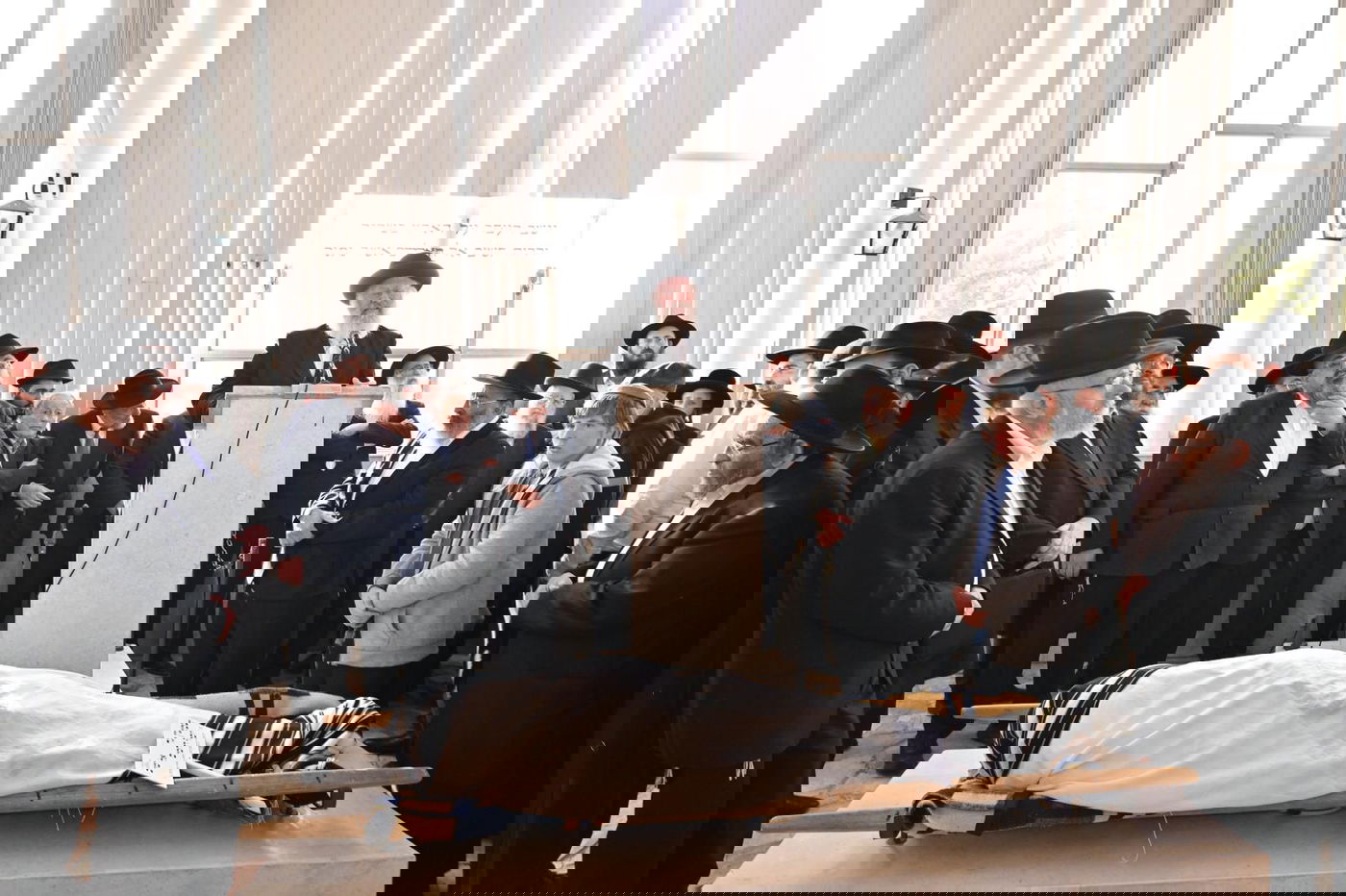 תיעוד: גדולי ישראל ואישי ציבור בהלווית הגר״ש אליטוב זצ״ל