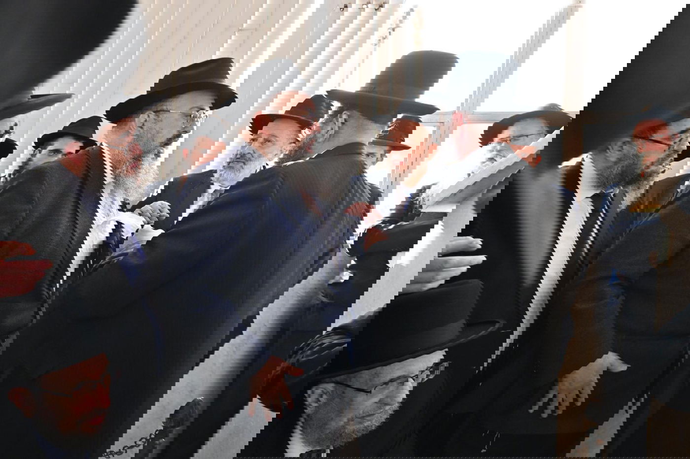 תיעוד: גדולי ישראל ואישי ציבור בהלווית הגר״ש אליטוב זצ״ל