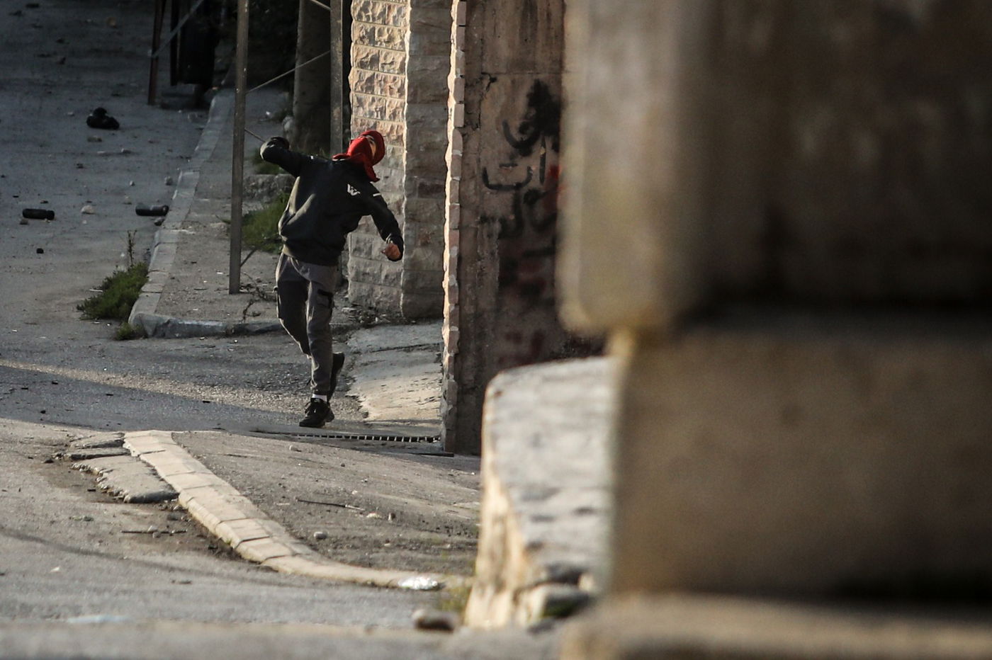 התפרעות מחבלים גם ליד מתחם  קבר רחל אמנו