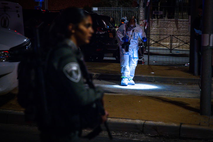 שלב אחר שלב | רוצח מטווח אפס: כך המחבל ביצע את הפיגוע הקטלני בנווה יעקב