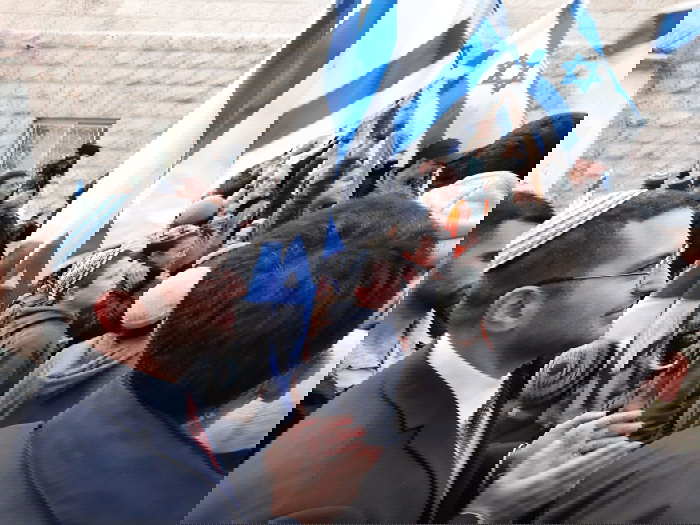 השר וסרלאוף, היום בהפגנה