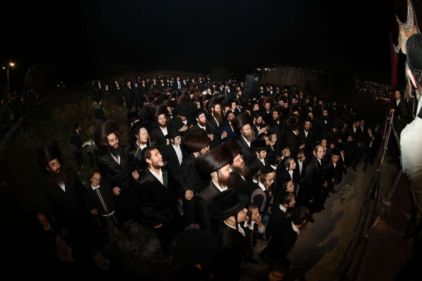 שמחת החתונה לבת האדמו"ר מהארנסטייפל